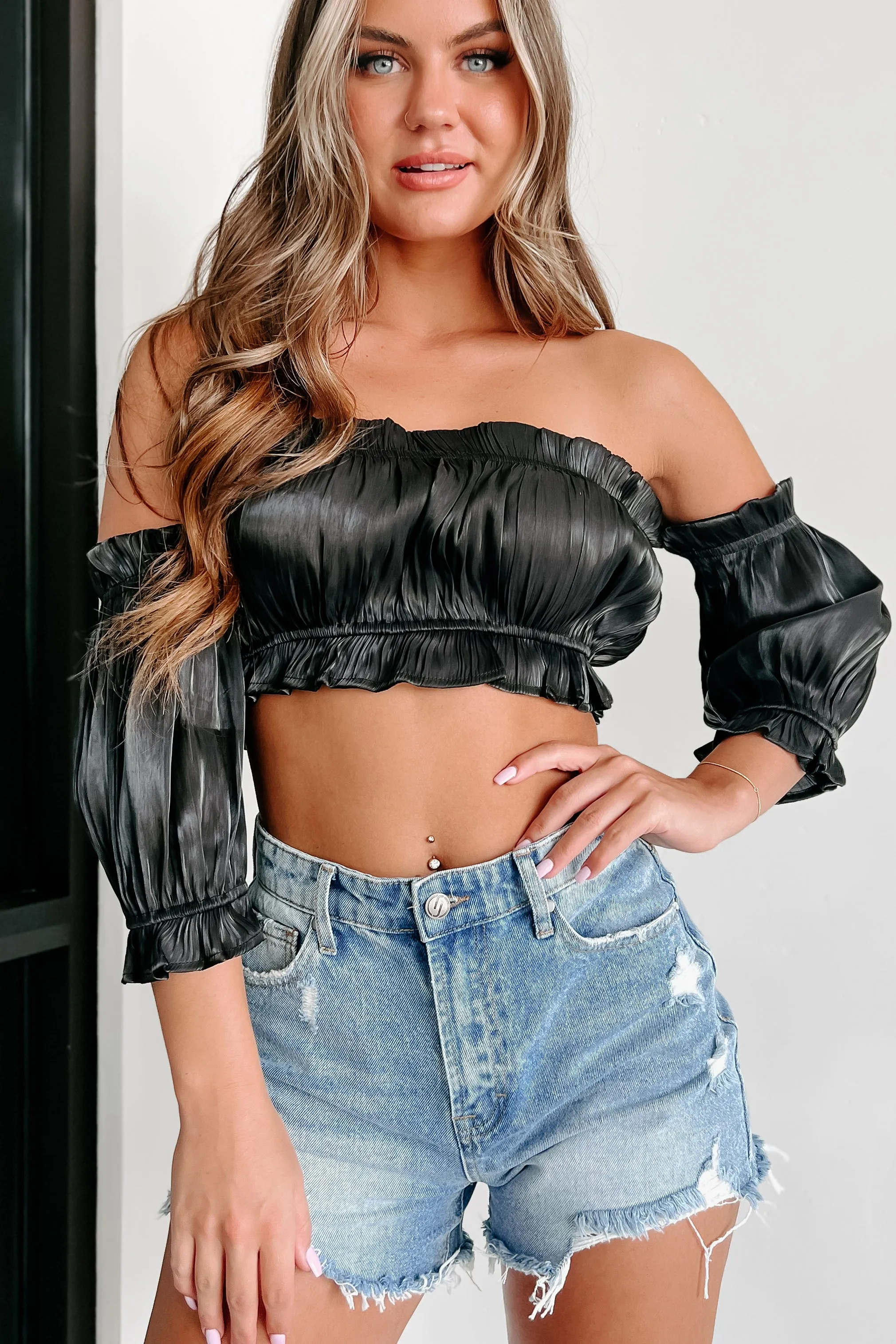 A Date With Fate Off The Shoulder Pleated Crop Top (Black)