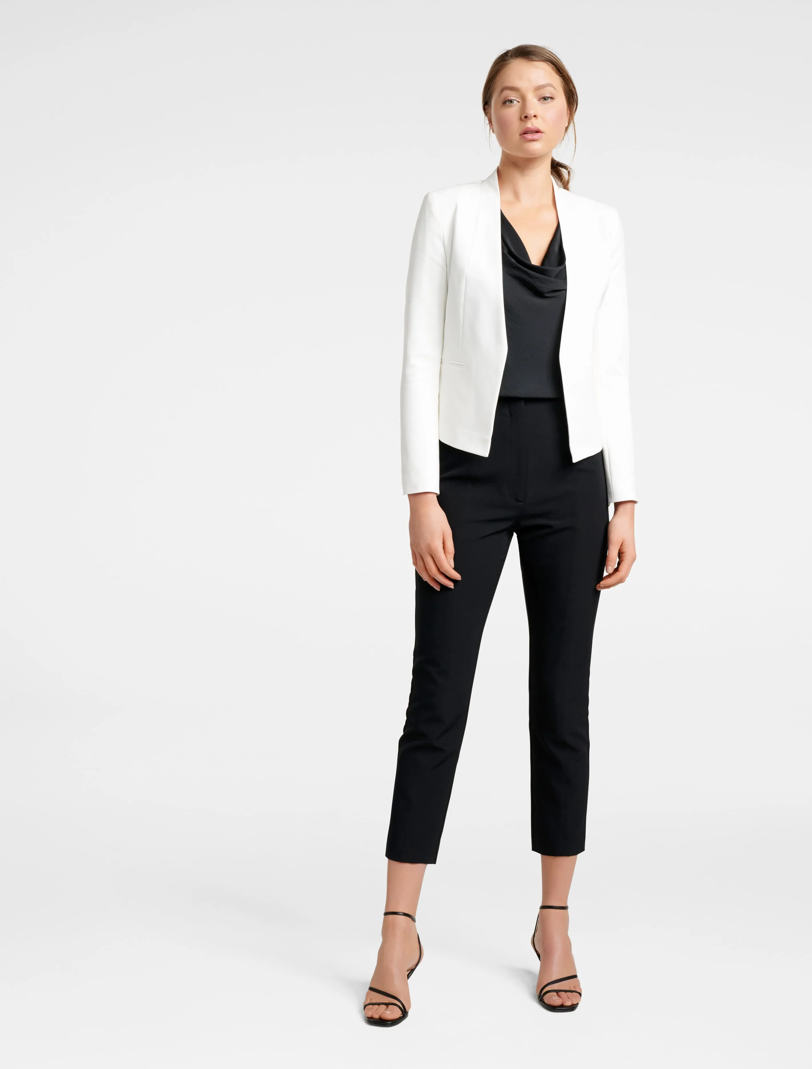 Certainly! To help optimize the title for an e-commerce product named Ashley Blazer, I can suggest an enhanced version. 

**Optimized Title: Stylish Womens Ashley Blazer - Elegant Tailored Blazer for Office and Casual Wear**

This title includes modifiers that highlight the style, target audience, and versatility of the product while making it more appealing for search visibility. If you have specific features or design elements youd like included, please provide them!