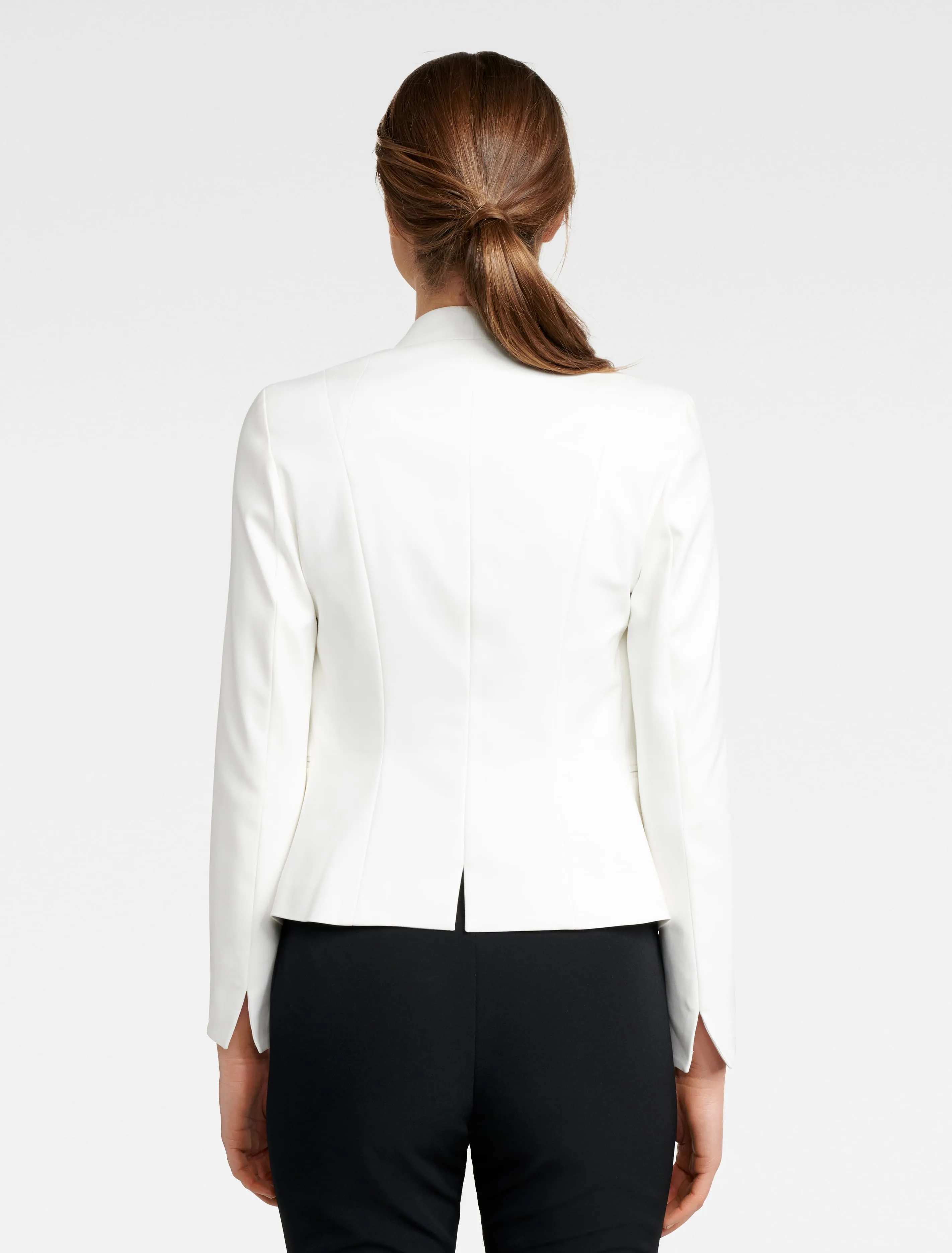 Certainly! To help optimize the title for an e-commerce product named Ashley Blazer, I can suggest an enhanced version. 

**Optimized Title: Stylish Womens Ashley Blazer - Elegant Tailored Blazer for Office and Casual Wear**

This title includes modifiers that highlight the style, target audience, and versatility of the product while making it more appealing for search visibility. If you have specific features or design elements youd like included, please provide them!