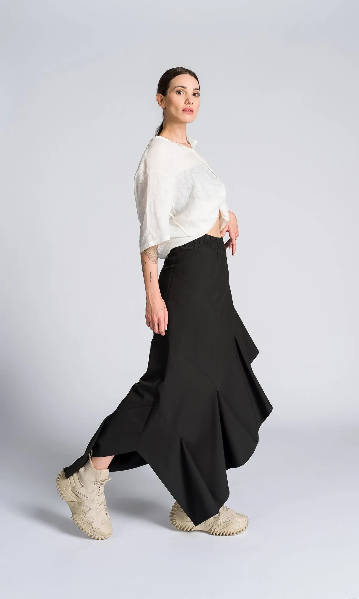 Asymmetric Ruffle Maxi Skirt