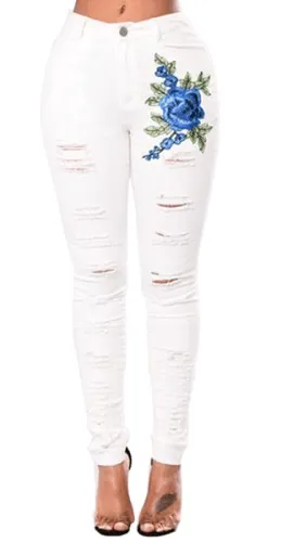 FLORAL EMBROIDERED JEANS